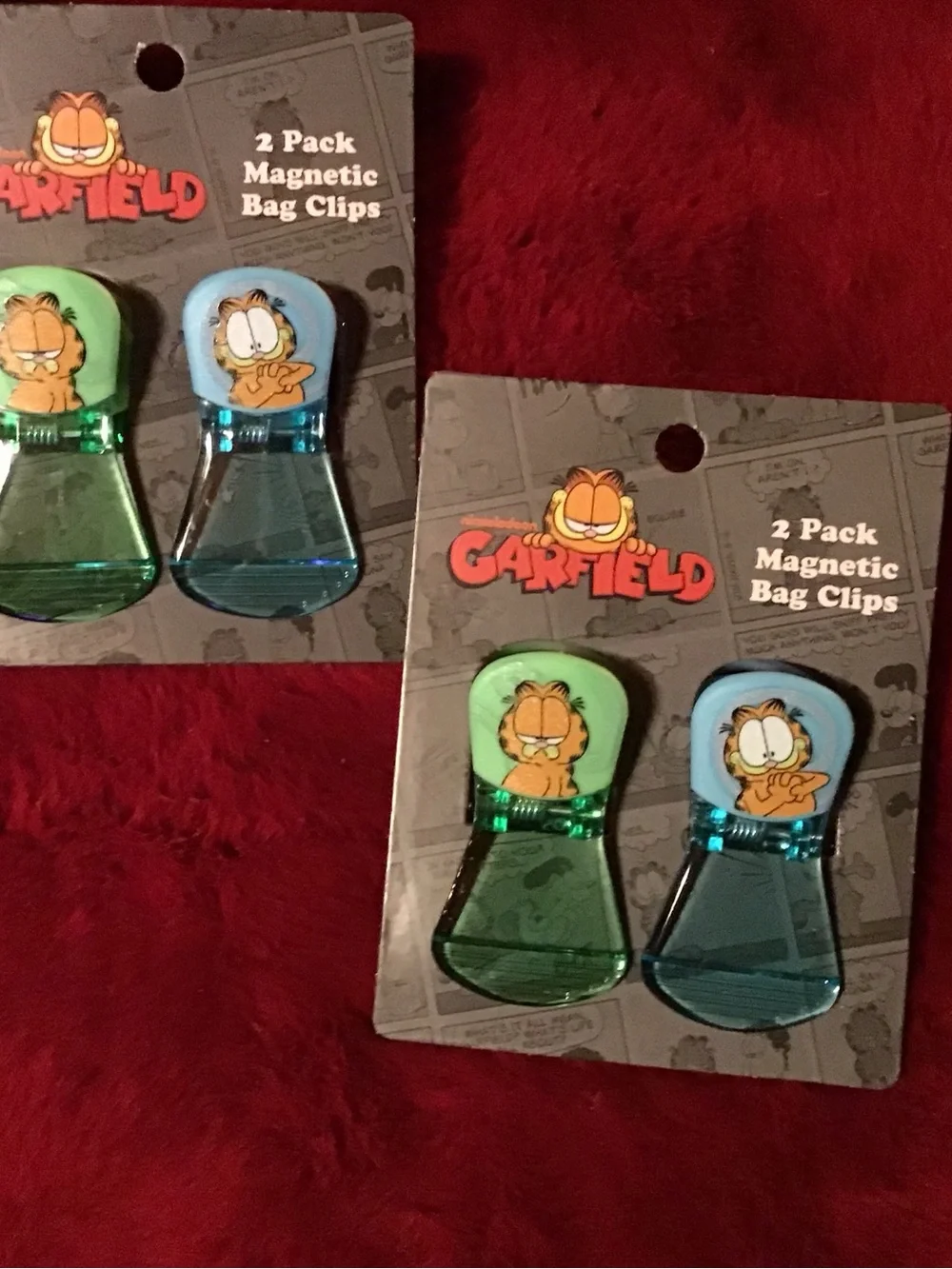 Set of two Garfield Magnetic Bag Clips - Green and Blue (2-Pack)